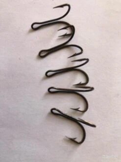 100 Hameçon Double N 4 Idem Réf 9908 Bz Limerick Equerre 90 Degrés Forgé Pêche Carnassier Mustad