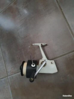 Moulinet Bretton 805